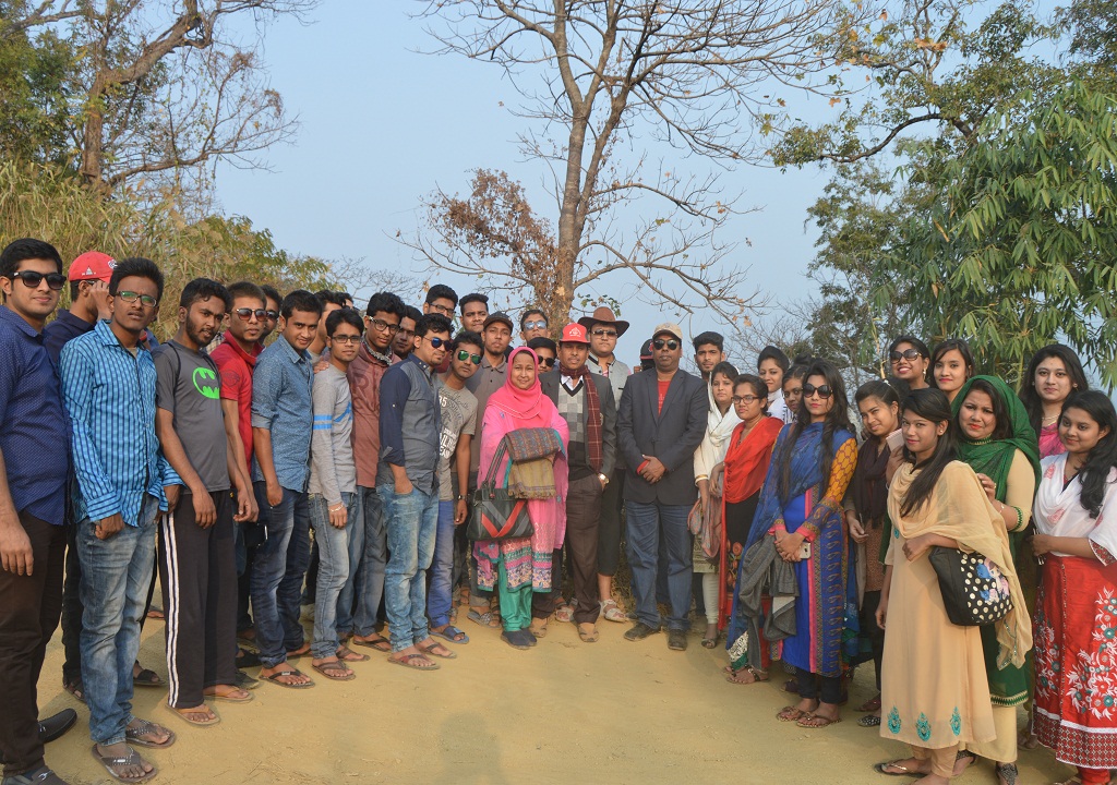 Students, the Director & Faculty of BBA Program at Sajek Valley, Rangamati