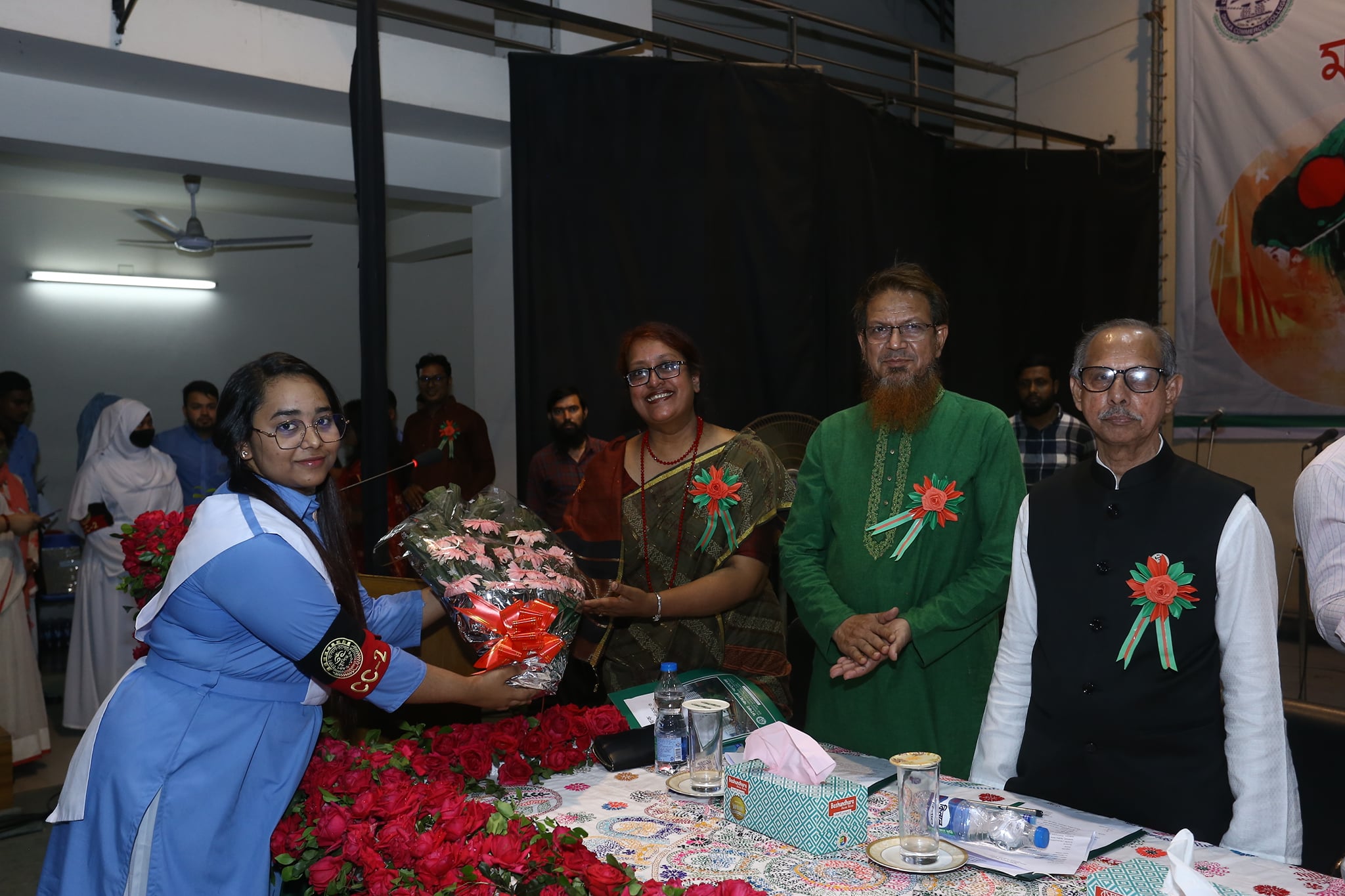  Discussion and Awarding Gold Medal on the Celebration of Independence Day  