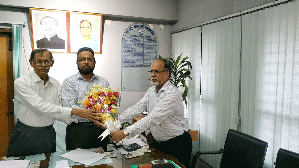 Reception to Principal Prof. Dr. A.F.M Shafiqur Rahman by Principal (Acting) Prof. Md. Shafiqul Islam and Advisor Academic