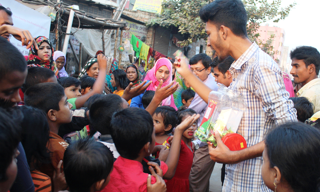 Nail Cutter Distribution and Handwash Program by Rotaract Club  and Icche Ghuri Foundation 18.11.2016  (9)