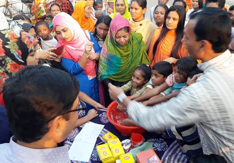 Nail Cutter Distribution and Handwash Program by Rotaract Club  and Icche Ghuri Foundation 18.11.2016  (10)