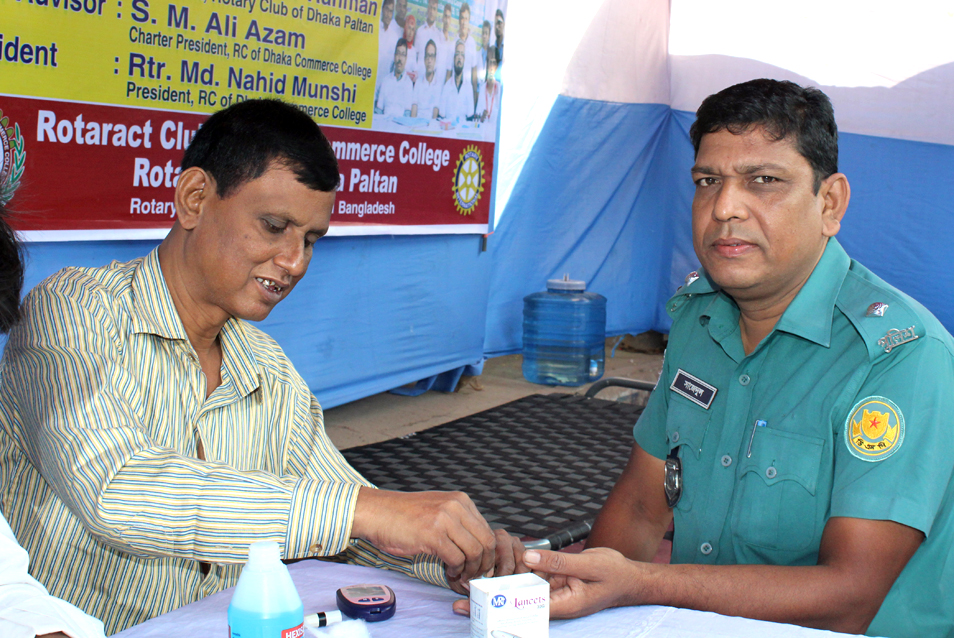 Rotaract 3rd Free Diabetes Test 14.11.16 (9)